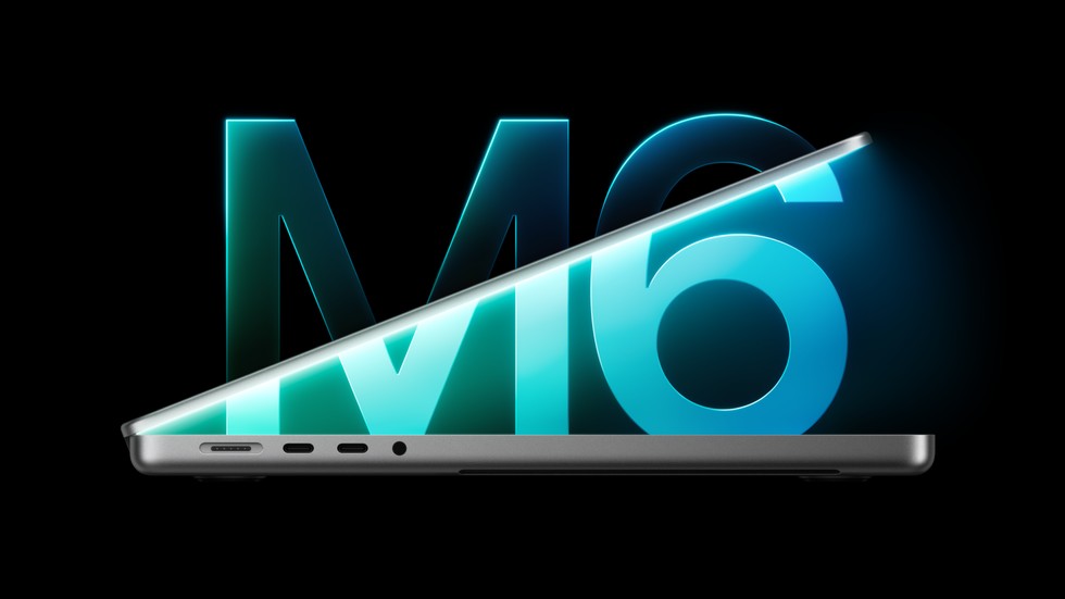 MacBook Pro 14″ with M6